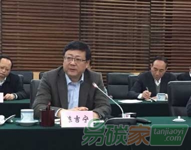 “環(huán)保部長(zhǎng)陳吉寧:柴靜換起了公眾對(duì)環(huán)保的重視”