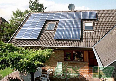 農(nóng)戶(hù)安裝太陽(yáng)能光伏發(fā)電裝置蘊(yùn)藏賺錢(qián)商機(jī)