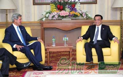 “李克強(qiáng)會(huì)見克里