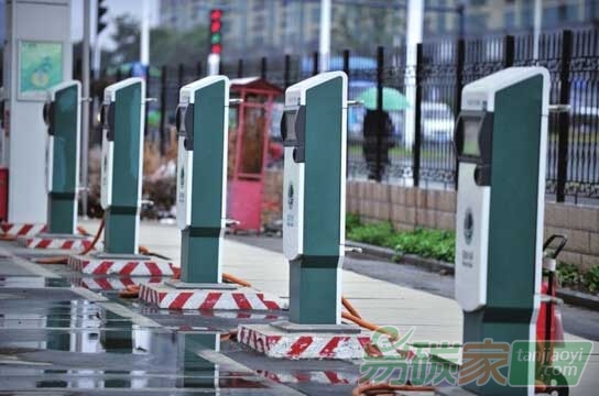 到2020年充電樁市場規(guī)?；蜻_1320億