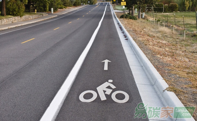 為實現(xiàn)碳中和，挪威花10億美元建自行車公路