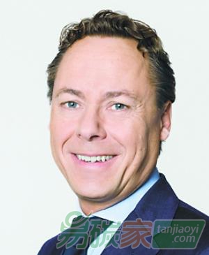 ING集團(tuán)執(zhí)行董事會(huì)主席兼首席執(zhí)行官海默斯